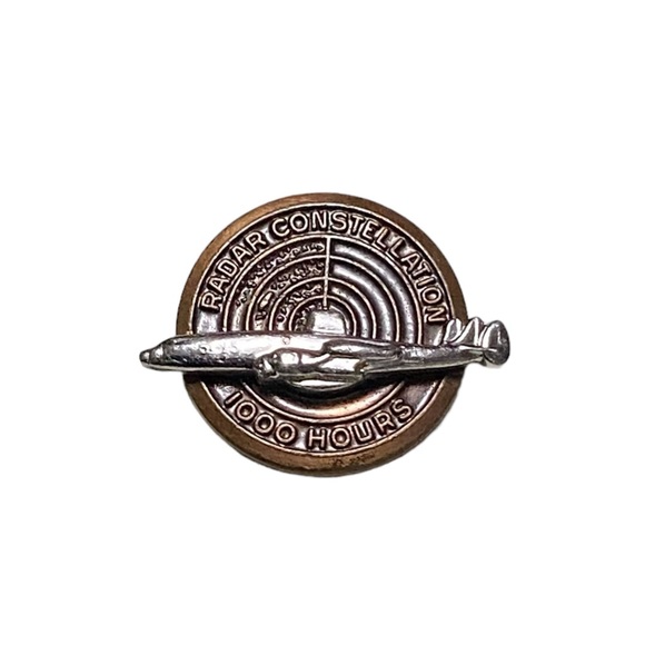 Vintage USAF Lockheed Radar Constellation 1000 Hour Service Pin 1060’s - Picture 8 of 10